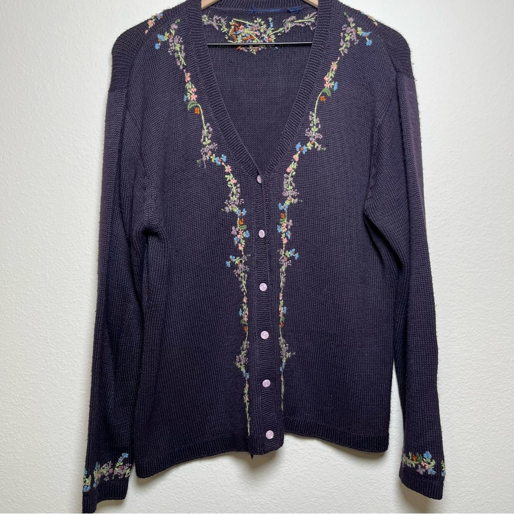 Unbranded Women Cotton Cardigan L Purple Floral Embroidered‎ Button Front Knit